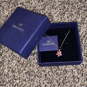 NWT- Swarovski Flower Pendant in pink & rose gold